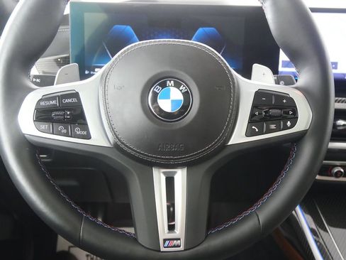 Certified 2025 BMW X7 M60i image 25