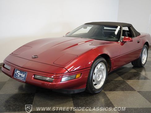 Used 1995 Chevrolet Corvette Convertible RWD image 40