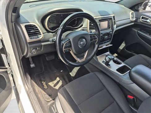 Used 2014 Jeep Grand Cherokee Laredo w/ Quick Order Package 23E RWD image 10