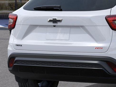 New 2026 Chevrolet Trax RS w/ Driver Confidence Package image 38