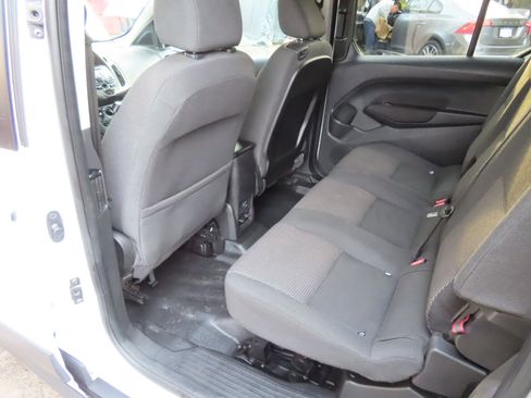 Used 2017 Ford Transit Connect XL image 13