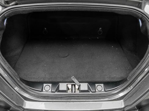 Certified 2022 Ferrari Roma image 31