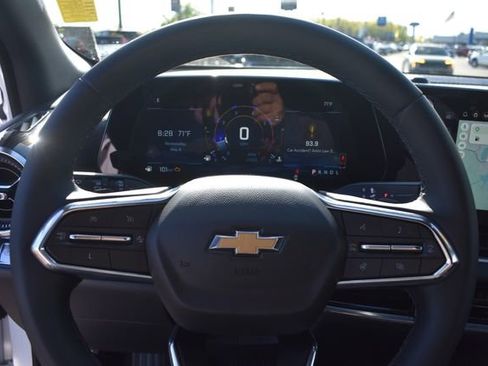 Certified 2025 Chevrolet Equinox LT FWD image 31
