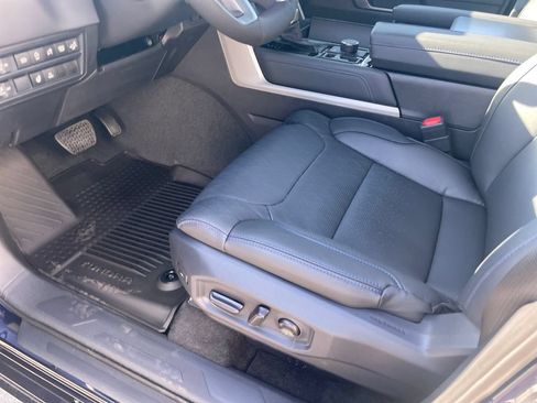 New 2026 Toyota Tundra Platinum AWD/4WD image 19