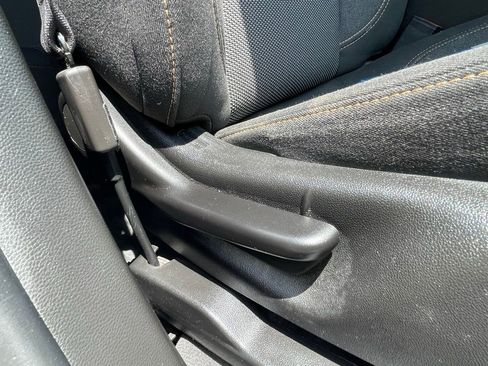 Used 2019 Chevrolet Traverse LT w/ LPO, Floor Liner Package AWD/4WD image 13