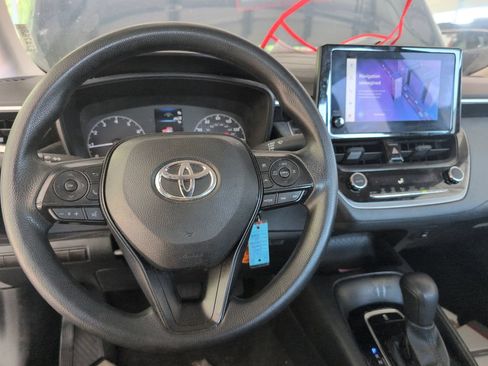 Used 2023 Toyota Corolla LE FWD image 13