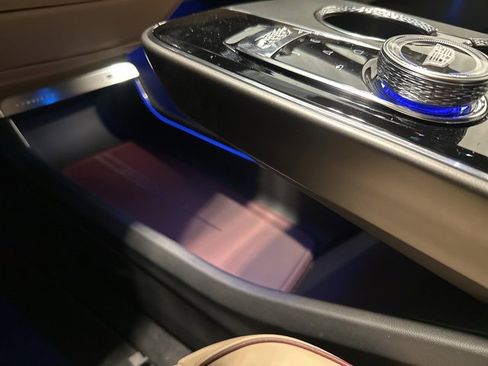 New 2024 Cadillac Lyriq Sport w/ Nappa Leather Package image 39