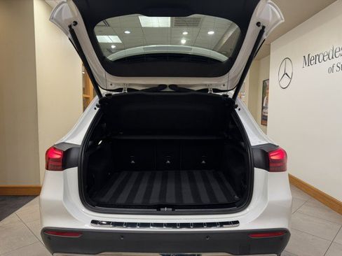 Used 2025 Mercedes-Benz GLA 250 image 24