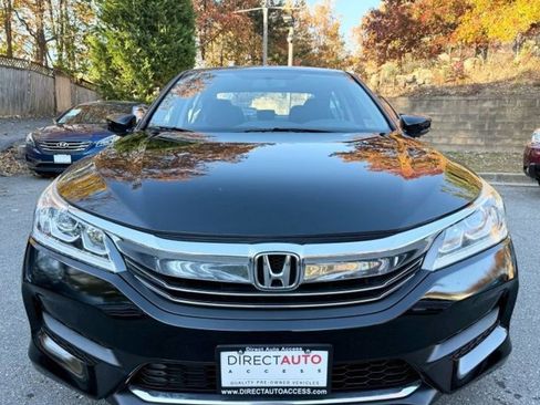 Used 2017 Honda Accord LX image 2