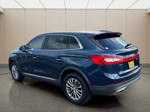 Used 2017 Lincoln MKX Select w/ MKX Climate Package AWD/4WD image 5