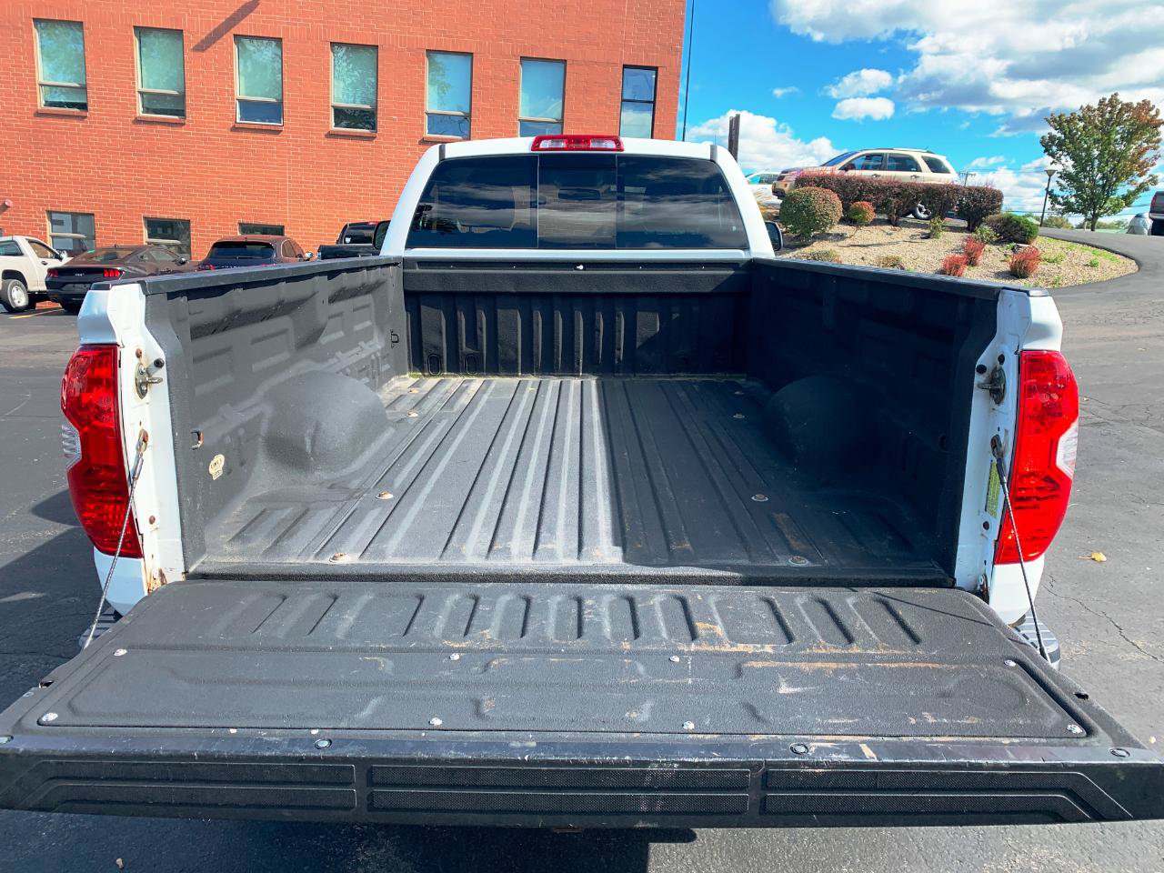 Used 2017 Toyota Tundra SR AWD/4WD image 14