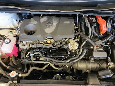 Used 2022 Toyota Sienna XSE w/ XSE Plus Package image 27