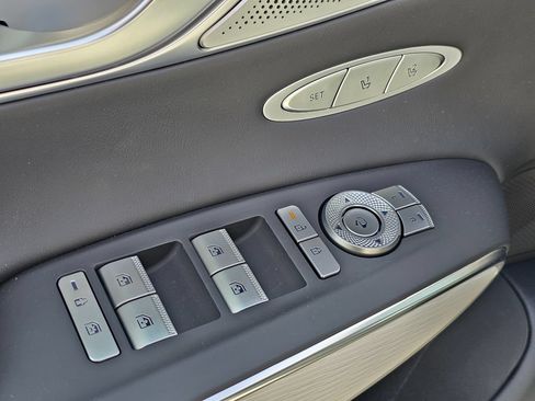 New 2026 Genesis GV70 2.5T Advanced AWD/4WD image 31