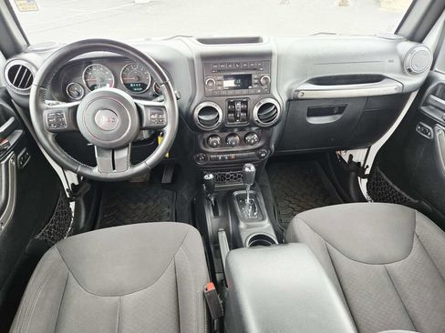 Used 2017 Jeep Wrangler Unlimited Sport w/ Quick Order Package 24S image 9