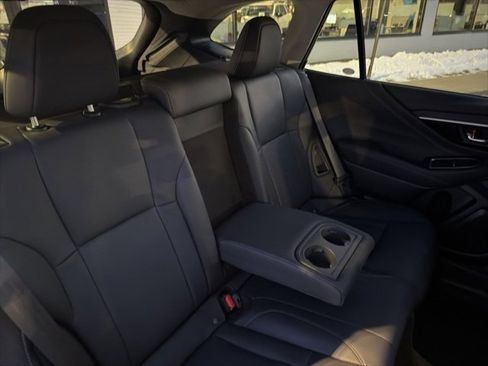 Used 2023 Subaru Outback Limited image 28