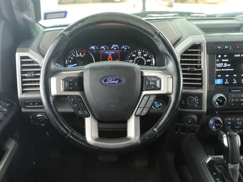 Used 2017 Ford F150 Platinum w/ Equipment Group 701A Luxury image 14