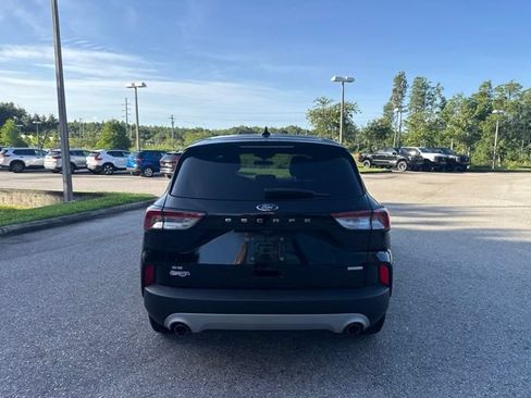 Used 2020 Ford Escape SE FWD image 5