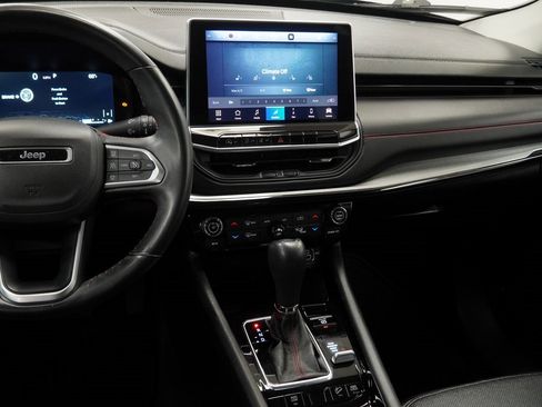 Certified 2022 Jeep Compass Trailhawk w/ Trailhawk Elite Group image 27