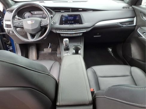 Certified 2019 Cadillac XT4 Premium Luxury w/ Enhanced Visibility Package FWD image 7