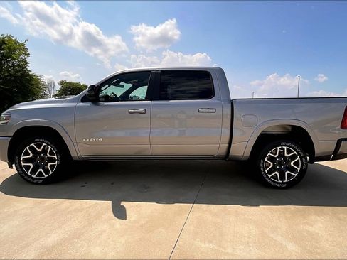 New 2026 RAM 1500 Laramie w/ Sport Appearance Package AWD/4WD image 13