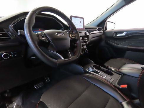 Used 2024 Ford Escape ST-Line image 8