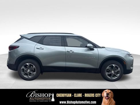 Used 2024 Chevrolet Blazer LT w/ Convenience Package AWD/4WD image 12