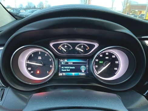 Used 2019 Buick Envision Essence image 11