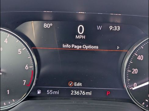 Used 2021 Buick Envision Essence w/ Technology Package I FWD image 9