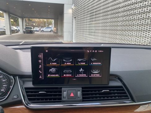 Used 2023 Audi Q5 2.0T Premium w/ Convenience Package image 27