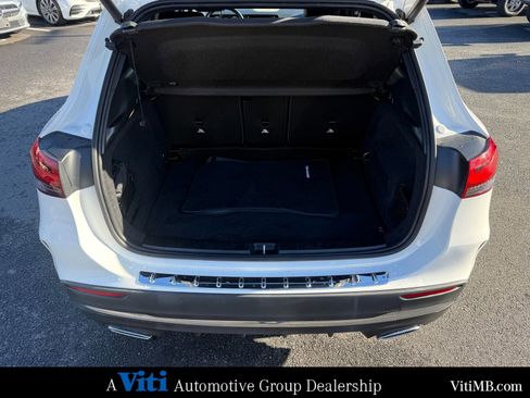 Certified 2022 Mercedes-Benz GLA 250 4MATIC image 23