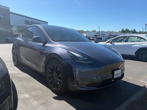 Used 2022 Tesla Model Y Performance AWD/4WD image 1