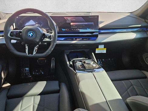 New 2026 BMW i5 eDrive40 RWD image 13