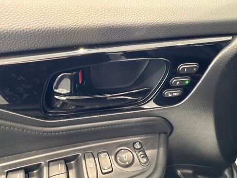 Used 2025 Honda Odyssey Elite image 40