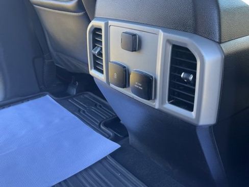 Used 2021 Ford F250 Lariat image 31