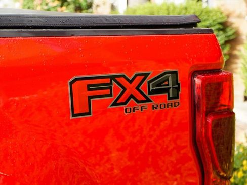 Used 2020 Ford F250 XLT w/ FX4 Off-Road Package image 51