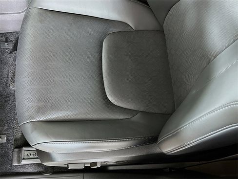 Certified 2025 Kia Carnival image 26