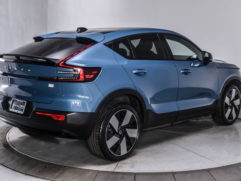 Used 2023 Volvo C40 P8 Recharge Ultimate AWD/4WD image 5
