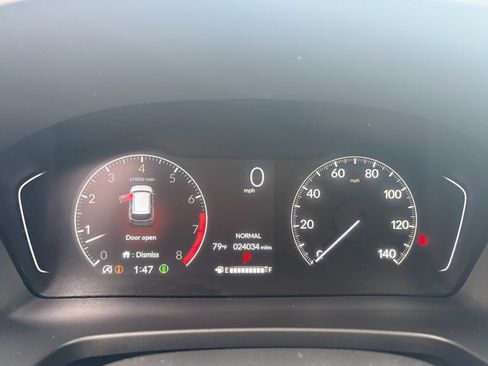 Certified 2025 Honda Pilot Touring image 16