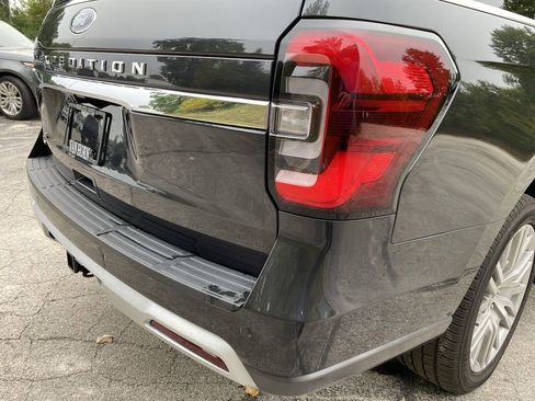 Certified 2024 Ford Expedition Limited image 47