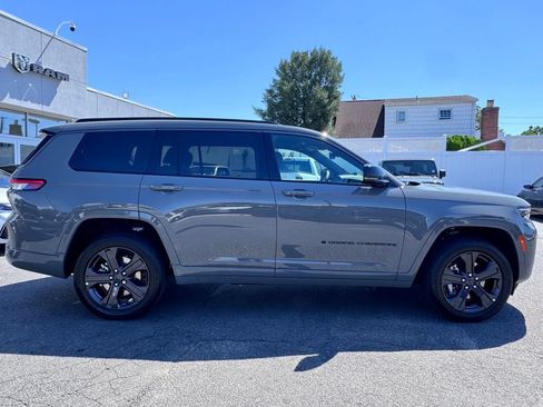 New 2027 Jeep Grand Cherokee L Limited AWD/4WD image 9