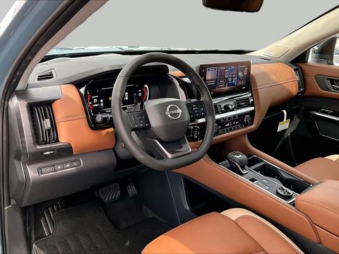 New 2026 Nissan Pathfinder Platinum AWD/4WD image 8