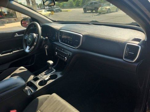 Used 2020 Kia Sportage LX FWD image 30