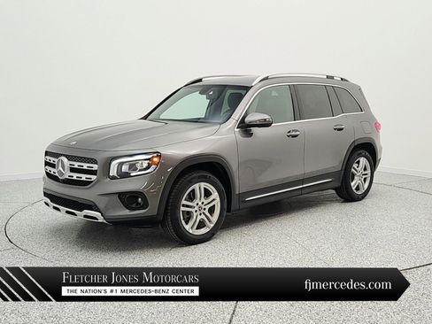 Used 2022 Mercedes-Benz GLB 250 image 1