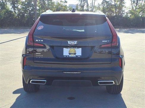 Used 2025 Cadillac XT4 Premium Luxury image 23