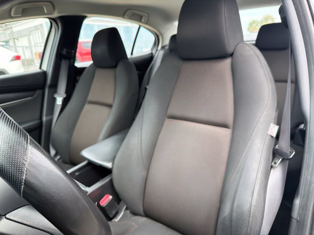 Used 2021 MAZDA MAZDA3 s FWD image 11