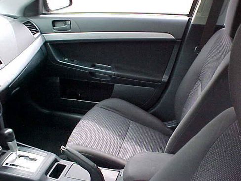 Used 2010 Mitsubishi Lancer ES FWD image 14