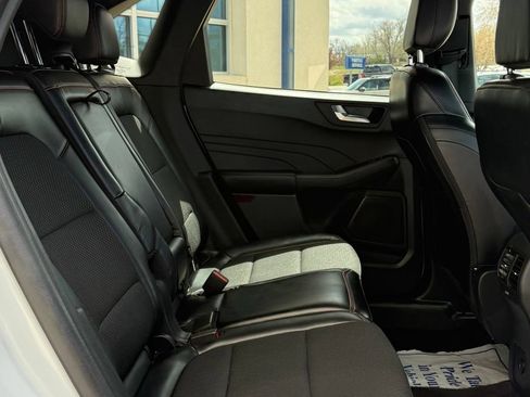 Used 2025 Ford Escape ST-Line Select AWD/4WD image 20