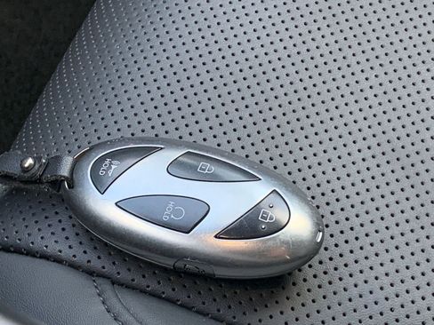 Used 2025 Hyundai Santa Fe SEL image 24