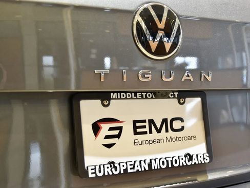 Used 2023 Volkswagen Tiguan SE image 10