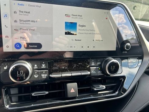 New 2026 Toyota Highlander XLE AWD/4WD image 18